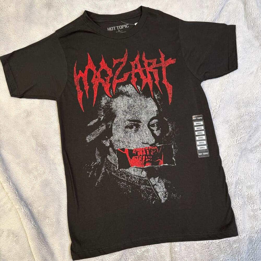 Hot Topic Mozart Skelebust T-Shirt Black Small - NEW!